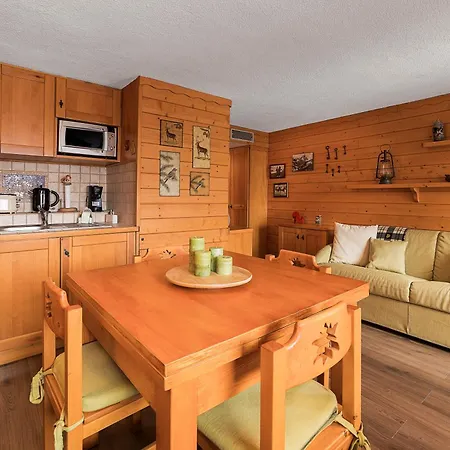 Maison Cleo Elegant 아파트